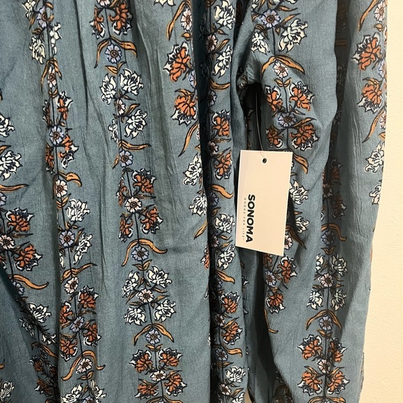 Floral Peasant Top- Size 0X - Picture 7 of 9